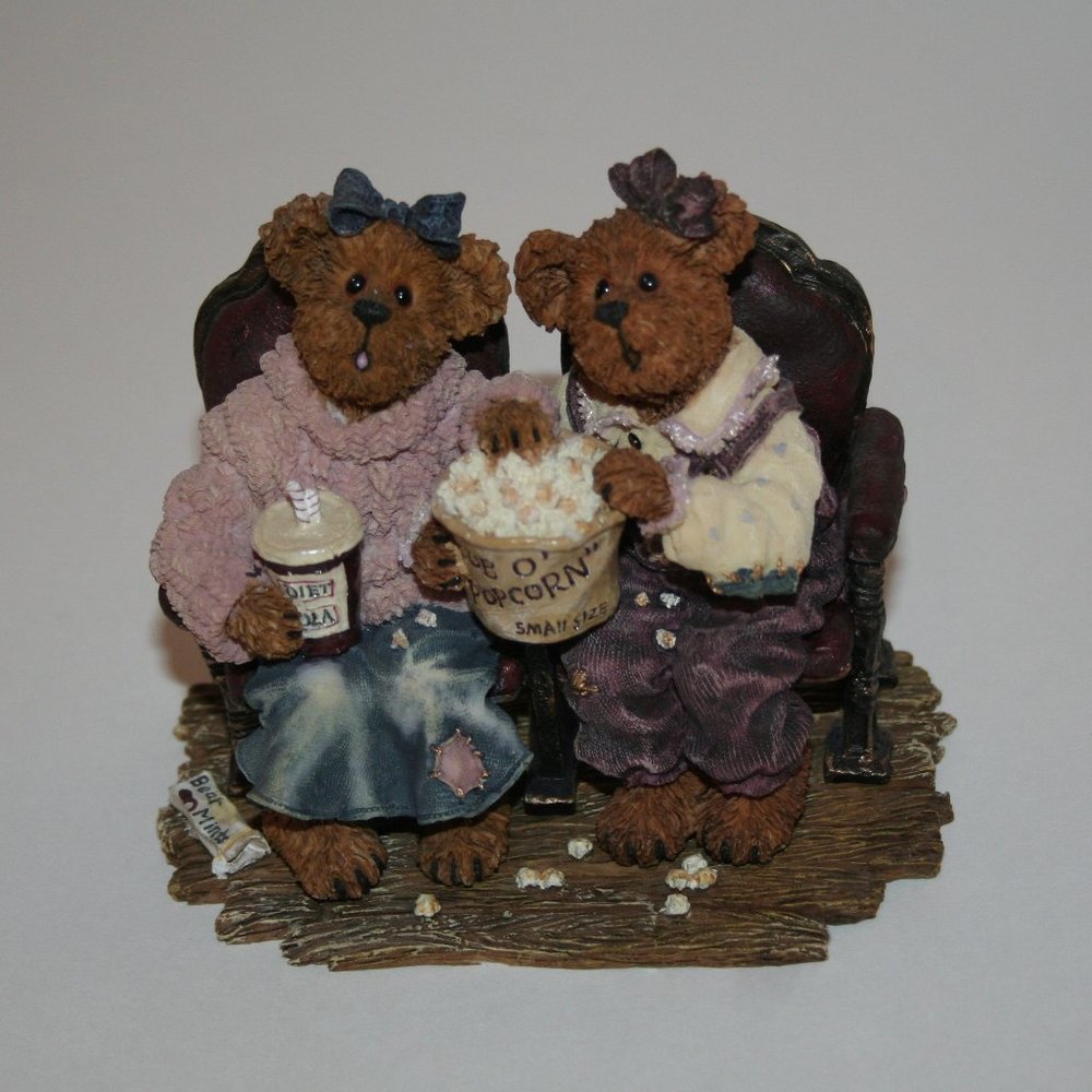 Rachael and Phoebe = Boyds Bears Figurine